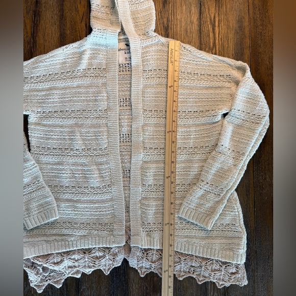 Abercrombie Kids Cream Cardigan Hoodie Sweater with Lace Trim Size 15/16 - Picture 5 of 10